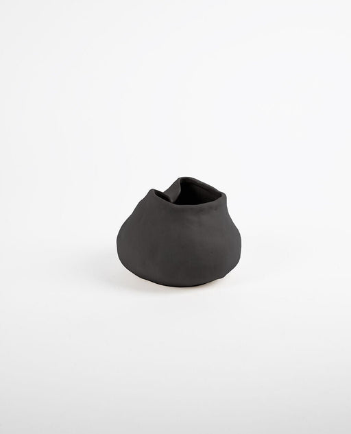 Onyx Noir Vase - Biku Furniture & Homewares